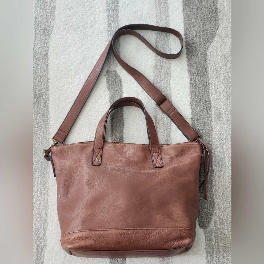 Bass Cognac Brown Leather Crossbody Bag - Picture 2 of 9